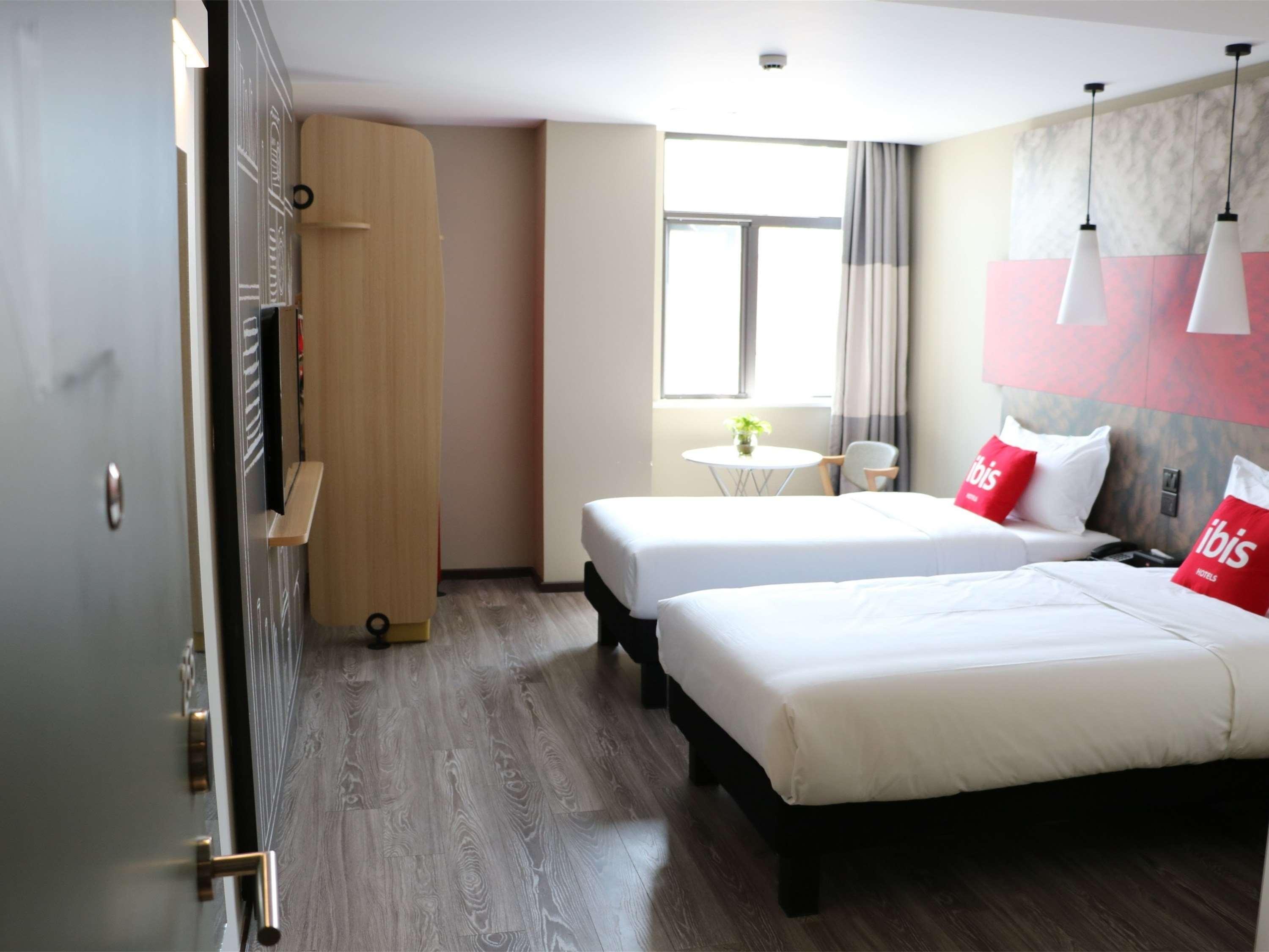 Ibis Shanghai North The Bund Zhoujiazui Road Exterior photo