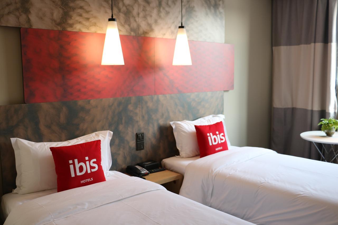 Ibis Shanghai North The Bund Zhoujiazui Road Exterior photo