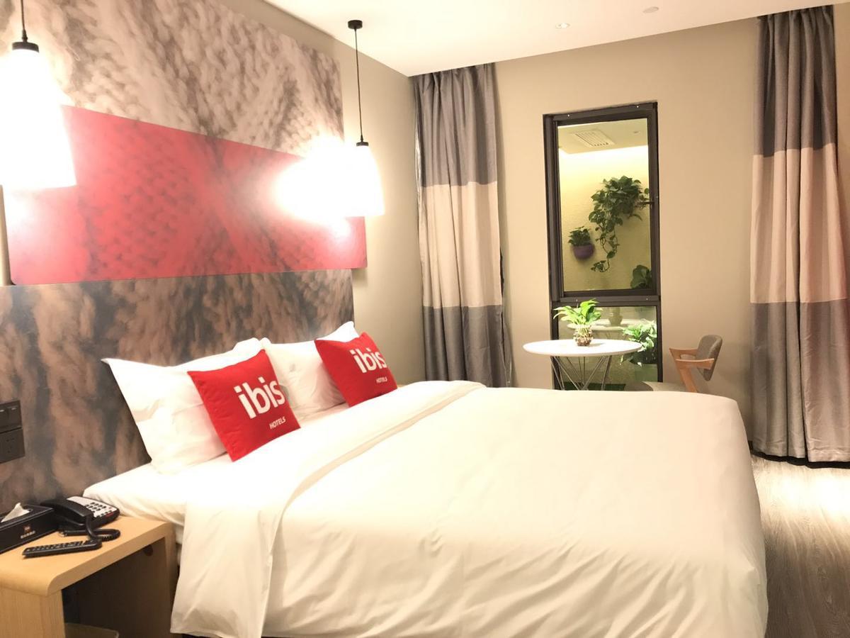 Ibis Shanghai North The Bund Zhoujiazui Road Exterior photo